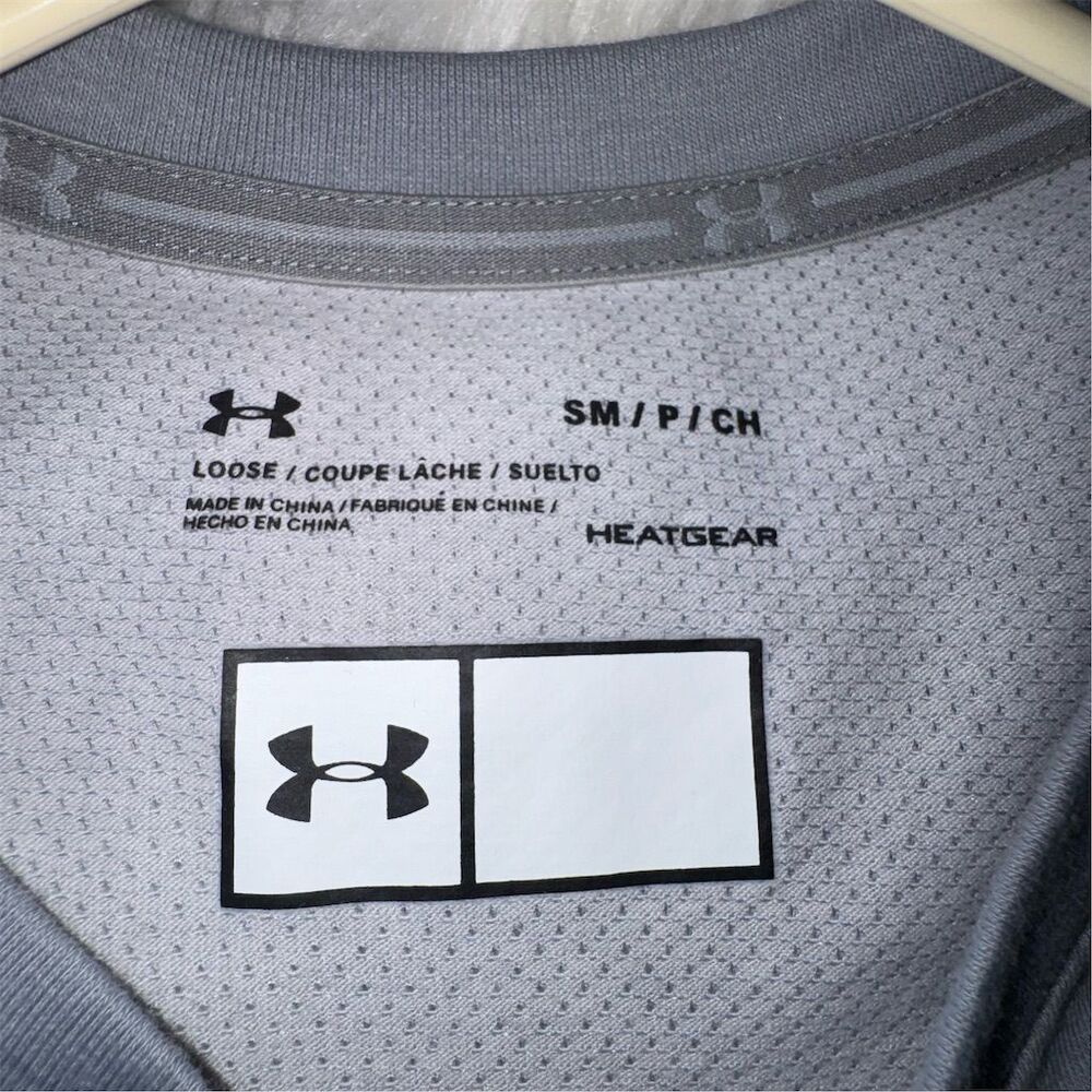 Under Armour Men's‎ HeatGear Athletic T-Shirt Gray Size S Athleisure Sporty Crew - Picture 4 of 11